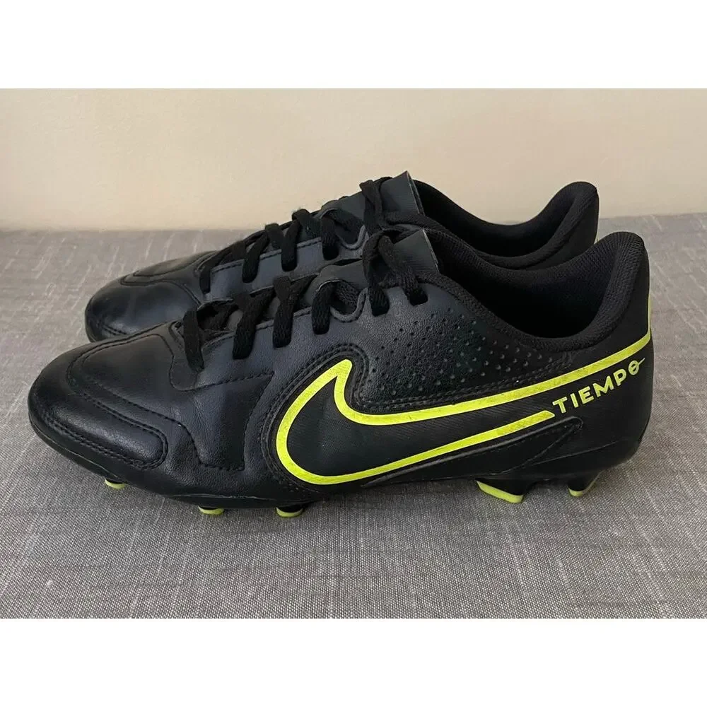 Nike Tiempo JR Legent 9 Youth Size 5 Black Yellow Neon Soccer Cleats